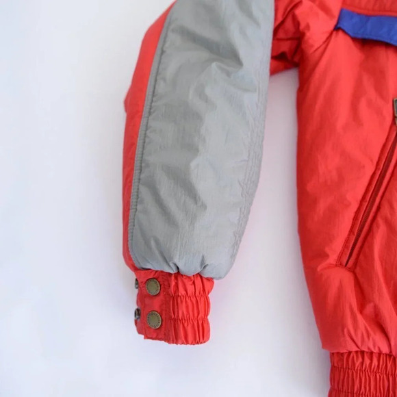 Vintage Y2K Descente Red & Grey Ski Jacket - Picture 10 of 14